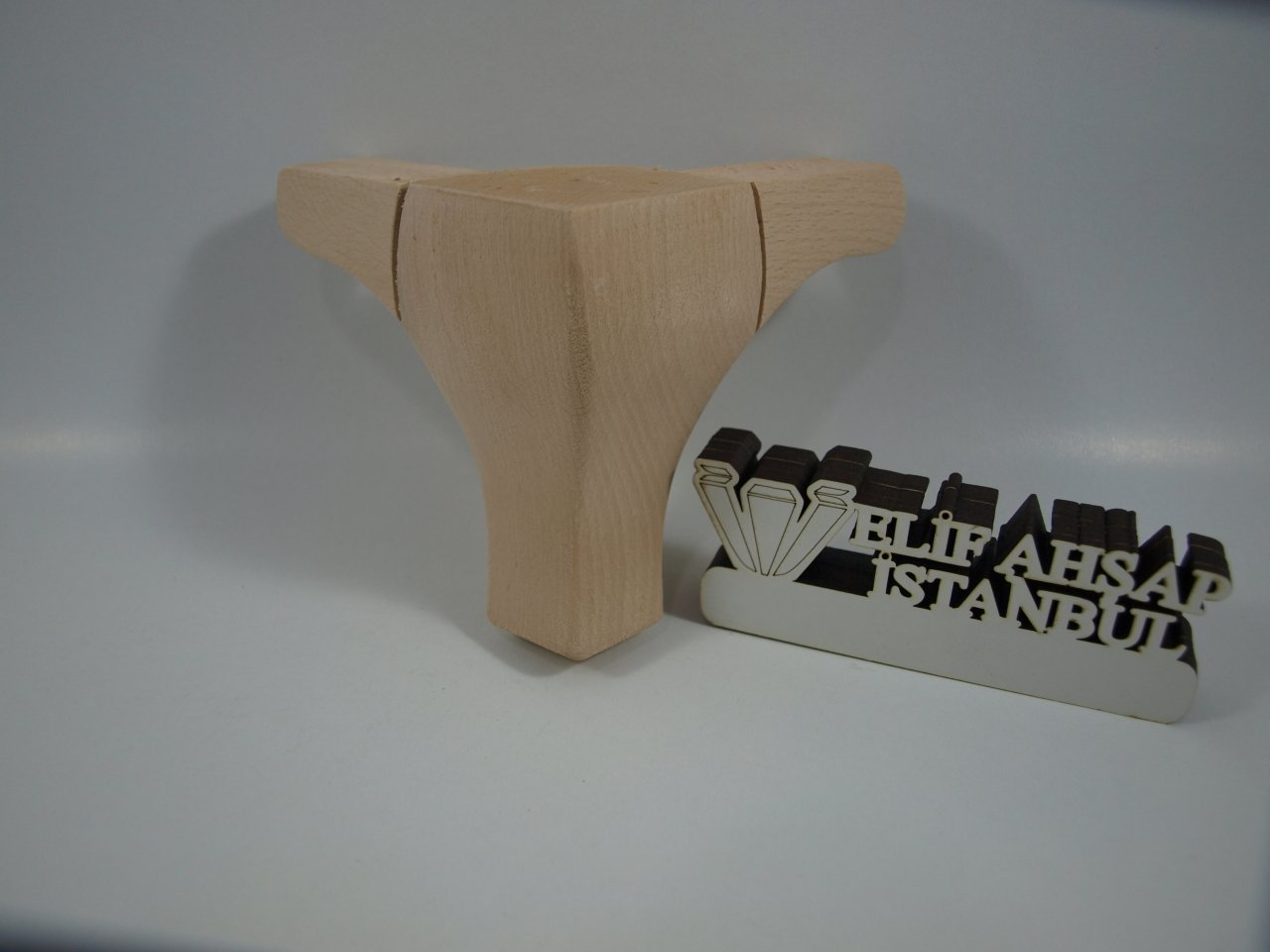 8x8x12 cm Kulaklı Avangard Ayak